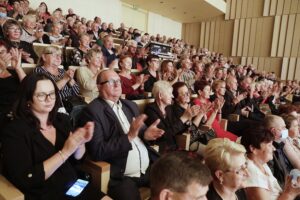 27.08.2021 Kielce. Filharmonia Świętokrzyska. Koncert pieśni patriotycznych / Jarosław Kubalski / Radio Kielce