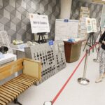 27.08.2021 Kielce. Pierwsza rocznica oddania wyremontowanego Dworca Autobusowego. Wystawa pamiątek po starym dworcu / Jarosław Kubalski / Radio Kielce