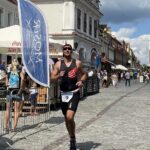 21.08.2021. Sandomierz. XII Triathlon Ziemi Sandomierskiej. Na zdjęciu: Wiktor Chabel na mecie / Grażyna Szlęzak-Wójcik / Radio Kielce