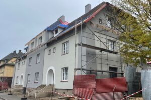 Starachowice. Remont kamienic na osiedlu Wzgórze / Fot. Anna Głąb - Radio Kielce