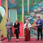 25.09.2021. Kielce. Odsłonięcie muralu z wizerunkiem płk. Jana Piwnika „Ponurego”. Na zdjęciu (od lewej): senator Krzysztof Słoń, Dorota Koczwańska-Kalita - naczelnik kieleckiej delegatury Instytutu Pamięci Narodowej, prof. Jolanta Góral-Półrola - rektor Staropolskiej Szkoły Wyższej, Rafał Obarzanek - prezes Środowiska Świętokrzyskich Zgrupowań Partyzanckich Armii Krajowej Ponury-Nurt, Marek Maciągowski - dyrektor Ośrodka Myśli Patriotycznej i Obywatelskiej / Marta Witkowska