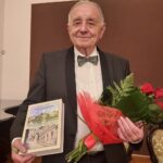 24.09.2021. Sandomierz. Spotkanie z autorem książki „Mój Sandomierz w latach 1939-2019”. Na zdjęciu profesor Stanisław Adamczak / Anna Głąb / Radio Kielce