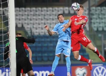 05.09.2021. Serravalle, San Marino. El. do MŚ 2022. Na zdjęciu (z prawej) Adam Buksa / PAP/Leszek Szymański