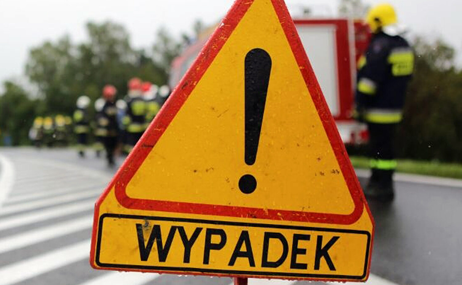 Wypadek w gminie Pawłów. Kierowca trafił do szpitala