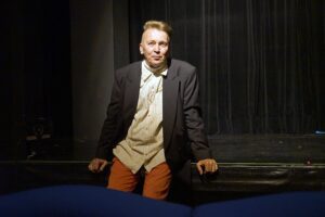 07.09.2021. Kielce. Teatr Lalki i Aktora „Kubuś”. Konferencja prasowa przed premierą spektaklu „Lato Muminków”. Na zdjęciu Piotr Bogusław Jędrzejczak - dyrektor Teatr Lalki i Aktora „Kubuś” / Anna Kwapisz / Radio Kielce