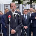 26.09.2021. Koprzywnica. Otwarcie wystawy „…ksiądz musi zaprzestać. Życie i działalność księdza Romana Kotlarza”. Na zdjęciu: Andrzej Kaczmarek - przewodniczący NSZZ Solidarność Ziemia Sandomierska / Emilia Sitarska / Radio Kielce