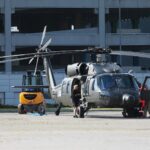 03.09.2021. Kielce. Przygotowania do Targów MSPO. Helikopter Black Hawk / Wiktor Taszłow / Radio Kielce