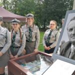 24.09.2021. Busko-Zdrój. Odsłonięcie tablicy i nadanie imienia hm. Leszka Marcińca buskiemu Domowi Harcerza / Marta Gajda-Kruk / Radio Kielce