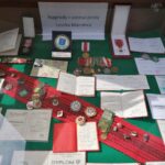 24.09.2021. Busko-Zdrój. Odsłonięcie tablicy i nadanie imienia hm. Leszka Marcińca buskiemu Domowi Harcerza / Marta Gajda-Kruk / Radio Kielce