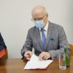 08.09.2021. Kielce. Przekształcenie dwóch oddziałów Świętokrzyskiego Centrum Matki i Noworodka w Kielcach w kliniki. Na zdjęciu: Stanisław Głuszek - rektor UJK / Anna Kwapisz / Radio Kielce