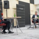 12.09.2021. Kielce. Studio Polityczne Radia Kielce. Na zdjęciu (od lewej): Michał Kita - Radio Kielce i Krzysztof Słoń - senator PiS / Piotr Kwaśniewski / Radio Kielce