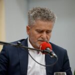 12.09.2021. Kielce. Studio Polityczne Radia Kielce. Na zdjęciu: Krzysztof Słoń - senator PiS / Piotr Kwaśniewski / Radio Kielce