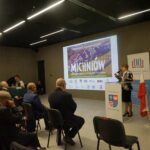 17.09.2021. Michniów. Prezentacja ministerialnego programu „Poznaj Polskę”. Na zdjęciu (po prawej): Dorota Koczwańska-Kalita - naczelnik kieleckiej delegatury IPN / Anna Kwapisz / Radio Kielce