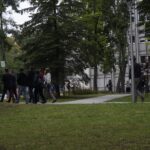 23.09.2021. Kielce. Próbna ewakuacja alarmowa w Świętokrzyskim Urzędzie Wojewódzkim w Kielcach / Anna Kwapisz / Radio Kielce