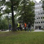 23.09.2021. Kielce. Próbna ewakuacja alarmowa w Świętokrzyskim Urzędzie Wojewódzkim w Kielcach / Anna Kwapisz / Radio Kielce