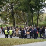 23.09.2021. Kielce. Próbna ewakuacja alarmowa w Świętokrzyskim Urzędzie Wojewódzkim w Kielcach / Anna Kwapisz / Radio Kielce