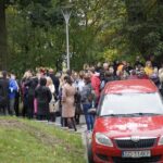 23.09.2021. Kielce. Próbna ewakuacja alarmowa w Świętokrzyskim Urzędzie Wojewódzkim w Kielcach / Anna Kwapisz / Radio Kielce