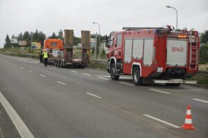 24.09.2021. Kielce. Wypadek na ulicy Ściegiennego / Sebastian Kalwat / Radio Kielce