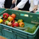 29.09.2021. Kielce. Plac Artystów. Gotowanie Kieleckiego Banku Żywności / Anna Kwapisz / Radio Kielce