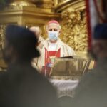 02.09.2021 Kielce. Msza święta za weteranów w katedrze. Biskup Jan Piotrowski / Jarosław Kubalski / Radio Kielce