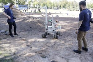 10.09.2020 Kielce. Politechnika Świętokrzyska. Inauguracja zawodów łazików marsjańskich - European Rover Challenge 2021 / Jarosław Kubalski / Radio Kielce