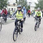 18.09.2021 Kielce. Pielgrzymka rowerowa na Święty Krzyż. Wyjazd z Placu Jana Pawła II / Jarosław Kubalski / Radio Kielce