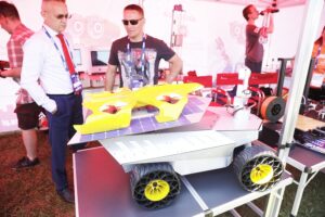 10.09.2020 Kielce. Politechnika Świętokrzyska. Inauguracja zawodów łazików marsjańskich - European Rover Challenge 2021 / Jarosław Kubalski / Radio Kielce