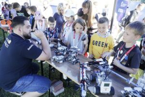 10.09.2020 Kielce. Politechnika Świętokrzyska. Inauguracja zawodów łazików marsjańskich - European Rover Challenge 2021 / Jarosław Kubalski / Radio Kielce