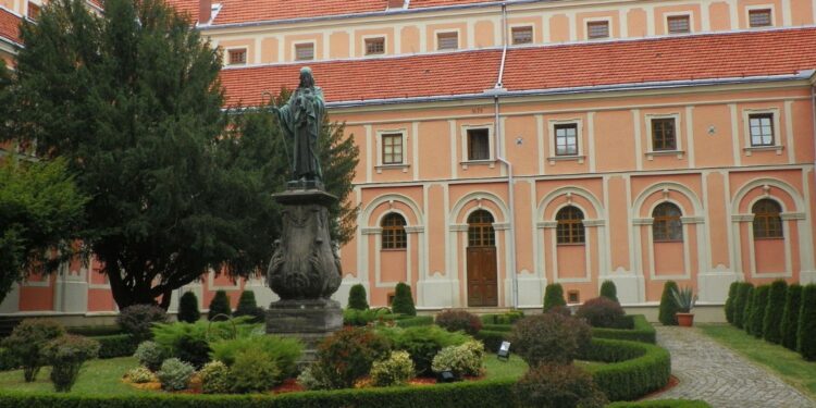 Sandomierz. Wyższe Seminarium Duchowne / Anetka129 / Wikipedia