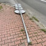 24.09.2021. Kielce. Znak przy wyjeździe z ul. Polnej w ul. Warszawską / Piotr Kwaśniewski / Radio Kielce