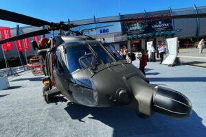 09.09.2021. Kielce. MSPO. Helikopter UH-60 Black Hawk / Wiktor Taszłow / Radio Kielce