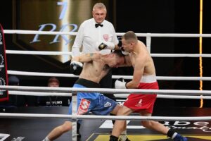 04.09.2021. Kielce. Suzuki Boxing Night 7 PRO. Walka Daniel Adamiec - Siarhei Krapshyla / Wiktor Taszłow / Radio Kielce