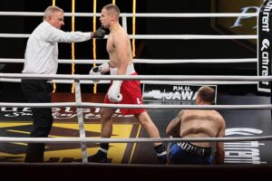 04.09.2021. Kielce. Suzuki Boxing Night 7 PRO. Walka Daniel Adamiec - Siarhei Krapshyla / Wiktor Taszłow / Radio Kielce