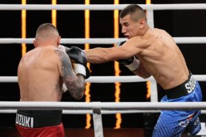 04.09.2021. Kielce. Suzuki Boxing Night 7 PRO. Walka Bartosz Gołębiewski - Rafał Jackiewicz / Wiktor Taszłow / Radio Kielce