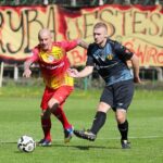 05.09.2021. Kielce. Mecz Banda Świrów - Kibice Korony. Na zdjęciu (z lewej): Maciej Korzym / Wiktor Taszłow / Radio Kielce