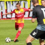 05.09.2021. Kielce. Mecz Banda Świrów - Kibice Korony. Na zdjęciu (z lewej): Vlastimir Jovanović / Wiktor Taszłow / Radio Kielce