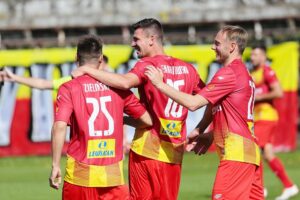 05.09.2021. Kielce. Mecz Banda Świrów - Kibice Korony / Wiktor Taszłow / Radio Kielce