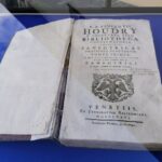21.09.2021. Pińczów. Przekazanie XVIII-wiecznego starodruku do zbiorów Muzeum Regionalnego / Marta Gajda-Kruk / Radio Kielce
