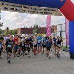 26.09.2021. Kazimierza Wielka. IX Kazimierski Bieg Szlakiem Megalitów / Marta Gajda-Kruk / Radio Kielce