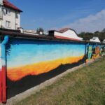 27.09.2021. Pińczów. Okolicznościowy mural upamiętniający lokację Pińczowa / Marta Gajda-Kruk / Radio Kielce
