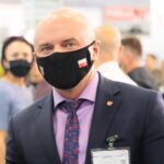 07.09.2021. Kielce. Minister Mariusz Błaszczak z wizytą na XXIX Międzynarodowym Salonie Przemysłu Obronnego w Targach Kielce. Na zdjęciu: Rafał Nowak - wicewojewoda świętokrzyski / Wiktor Taszłow / Radio Kielce