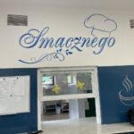 13.09.2021. Skarżysko-Kamienna. Wyremontowana jadalnia w Zespole Placówek Edukacyjno-Wychowawczych w Skarżysku-Kamiennej / Anna Głąb / Radio Kielce