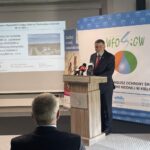 06.09.2021. Kielce. Zawarcie pożyczki pomiędzy WFOŚiGW w Kielcach a MEC w Ostrowcu Świętokrzyskim. Na zdjęciu: Andrzej Kryj - poseł PiS / Monika Miller / Radio Kielce