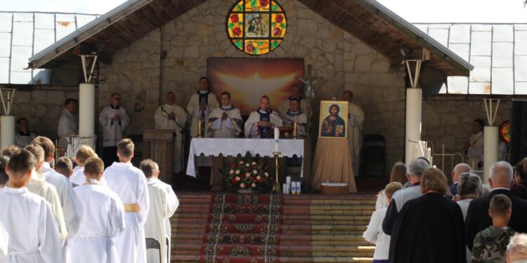 04.09.2021. Sulisławice. Zjazd Młodych Diecezji Sandomierskiej / Michał Wołoszyn