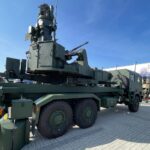 08.09.2021. Kielce. Międzynarodowy Salon Przemysłu Obronnego. Armata przeciwlotnicza AG-35 / Jarosław Kubalski / Radio Kielce