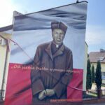 14.09.2021. Pierzchnica. Odsłonięcie muralu przedstawiającego patrona szkoły podstawowej błogosławionego Kardynała Stefana Wyszyńskiego / Michał Kita / Radio Kielce