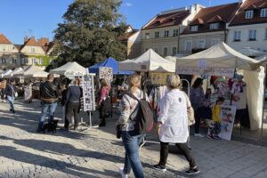 04.09.2021. Sandomierz. Weekend Krzemienia Pasiastego. Jarmark Optymistyczny / Grażyna Szlęzak-Wójcik / Radio Kielce