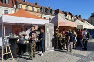 04.09.2021. Sandomierz. Weekend Krzemienia Pasiastego. Jarmark Optymistyczny / Grażyna Szlęzak-Wójcik / Radio Kielce