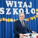 01.09.2021. Kielce. Rozpoczęcie roku szkolnego. Na zdjęciu: Stanisław Janusiński – dyrektor Szkoły Podstawowej nr 13 im. Władysława Jagiełły w Kielcach / Wiktor Taszłow / Radio Kielce