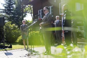 03.09.2021. Kielce. Konferencja dotycząca rekreacji w lasach. Przemawia Andrzej Matysiak - dyrektorem Regionalnej Dyrekcji Lasów Państwowych w Radomiu / Wiktor Taszłow / Radio Kielce